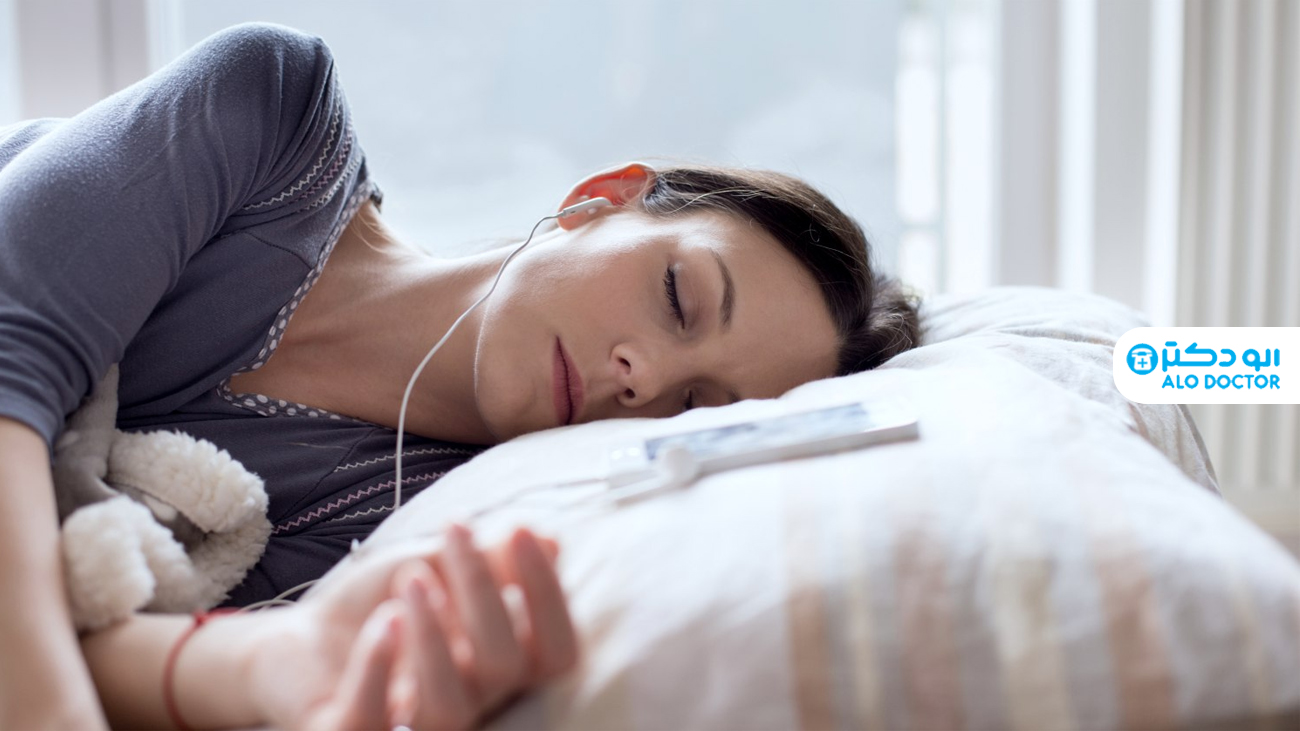 آیا موسیقی می تواند به خوابیدن کمک کند؟