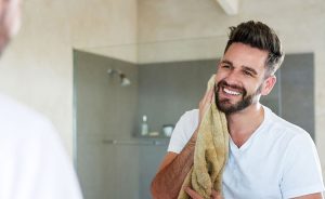 راهکارهایی برای پوست چرب در مردان