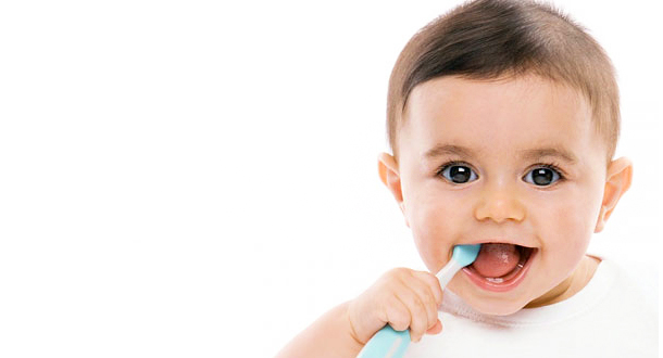 روش های مراقبت از دندان کودکان